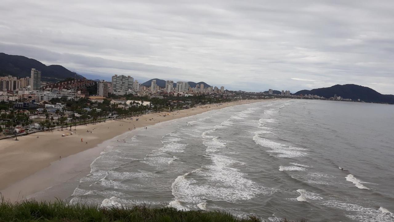 Otimo Apto Em Pitangueiras A Uma Quadra Da Praia C/ 2 Vagas E Ar Condicionado. Guaruja Luaran gambar